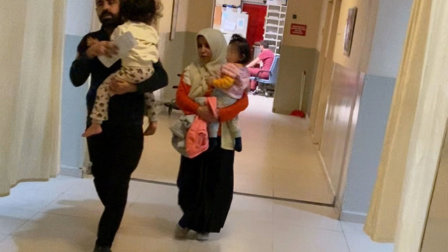 Çamaşır suyu içen 2 kardeş, hastaneye kaldırıldı