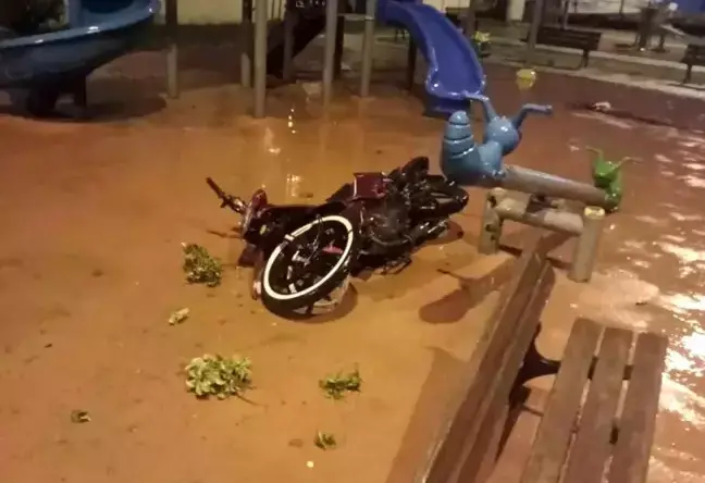 Bursa’da Yağışlı Hava Kazası: Motosiklet Sürücüsü Hayatını Kaybetti