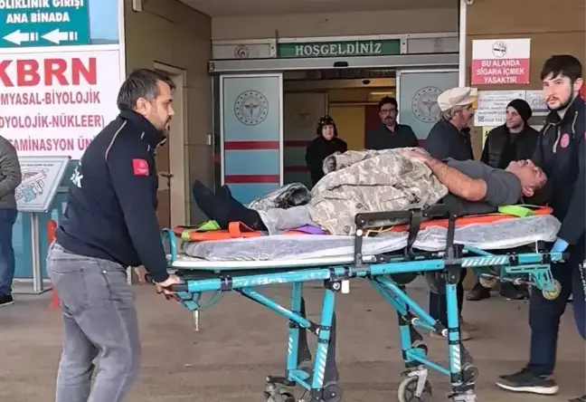 İnegöl’de Beton Mikserinin Devrilmesi Sonucu Sürücü Yaralandı