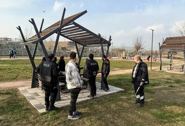 Bursa’da Kavga Arasında Güvenlik Görevlisi Yaralandı