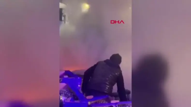 Bursa’da Park Halindeki Araçta Yangın Çıktı