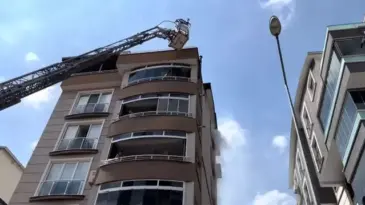 Bursa’da 5 Katlı Binanın Zemin Katında Yangın Çıktı