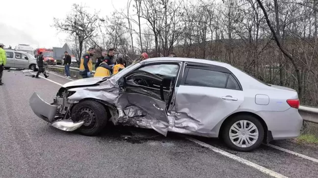Bursa’da Trafik Kazası: 3 Yaralı