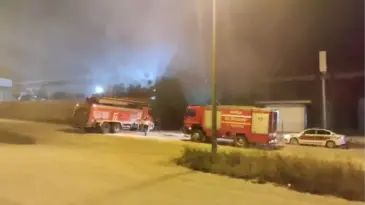 İnegöl’de Orman Fabrikasında Yangın