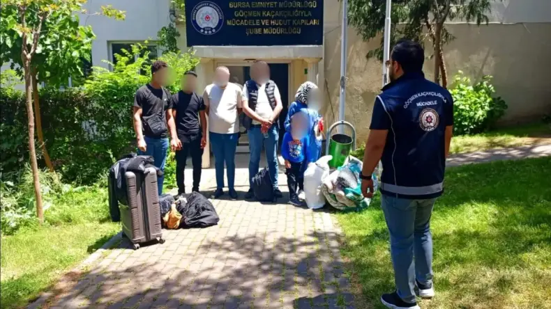 Bursa’da Kaçak Göçmen Taşıyan Organizatore Operasyon