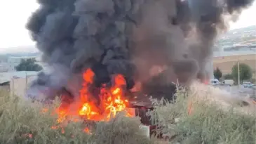 Bursa’da geri dönüşüm tesisinde yangın! Şehrin üstünü siyah duman kapladı