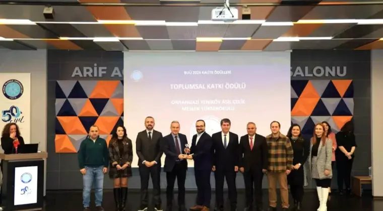 BUÜ’de Kalite Ödülleri Verildi